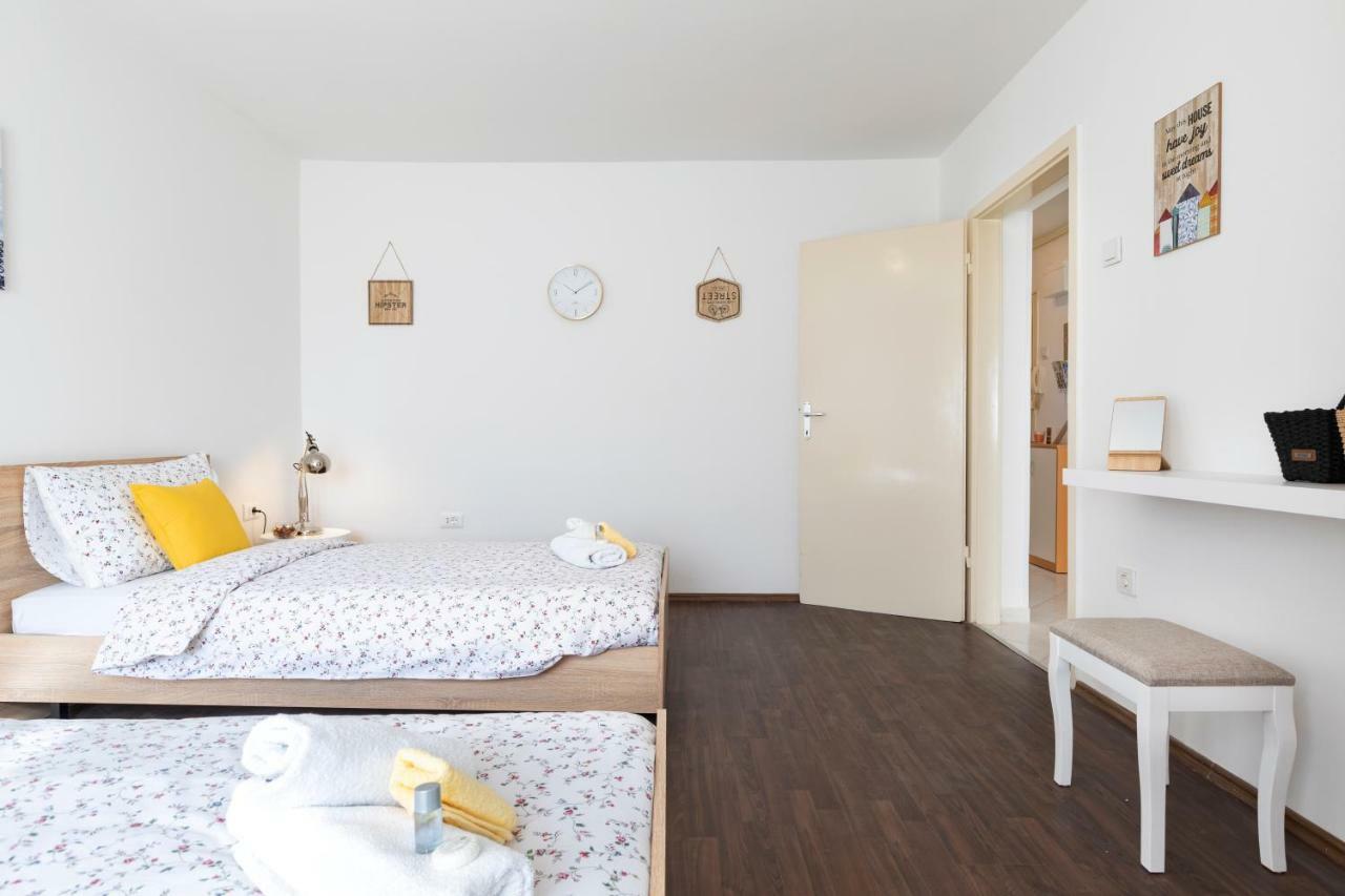 Castropola Apartment Экстерьер фото